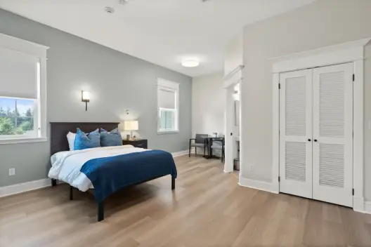 A bedroom at Discover Recovery in Camas, WA