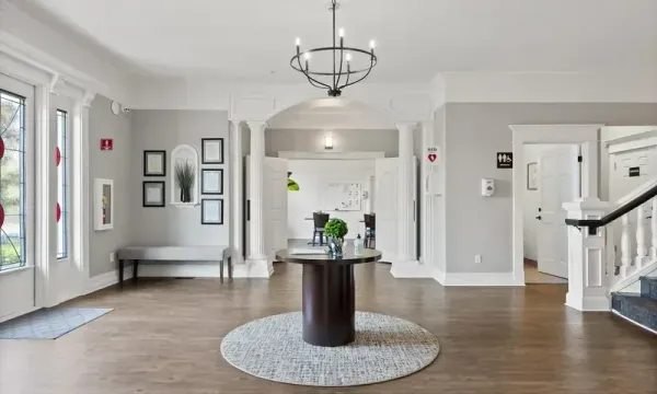 Camas treatment center lobby with comfortable seating