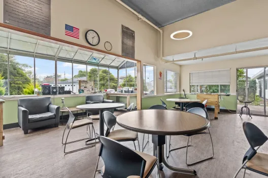 Common area at Discover Recovery in Long Beach, WA