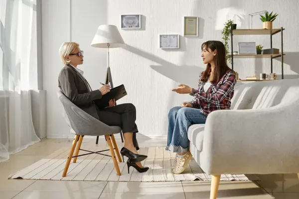 What to Expect in Psychotherapy at Discover Recovery