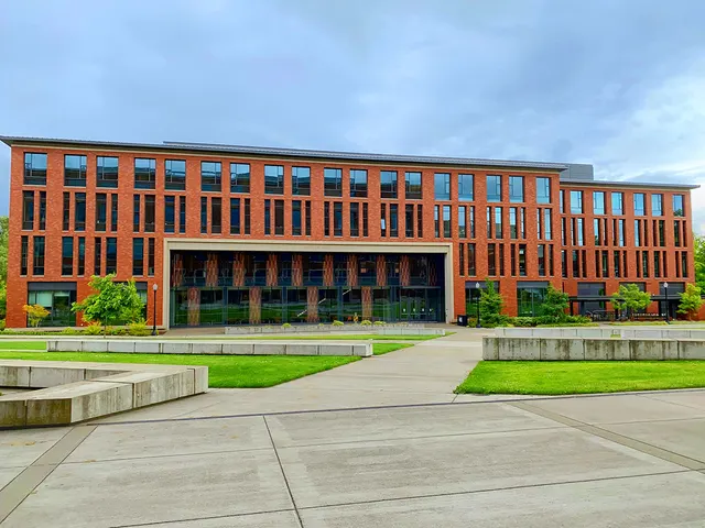 The Impact of Addiction on College Campuses and the Role of Universities in Prevention and Treatment