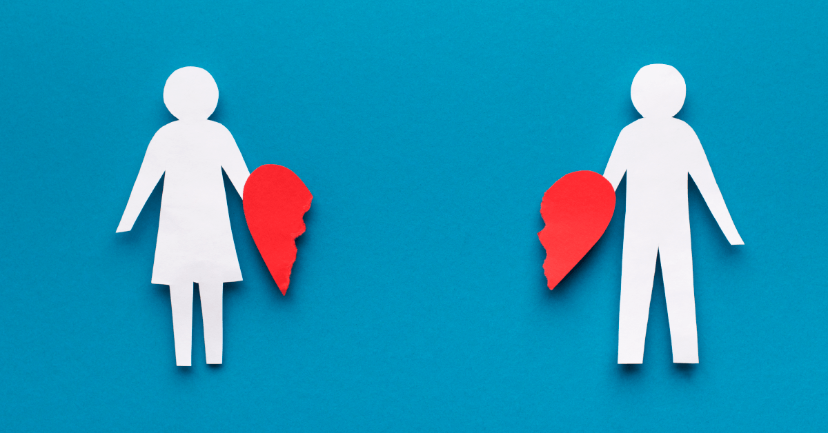 Paper couple and broken heart
