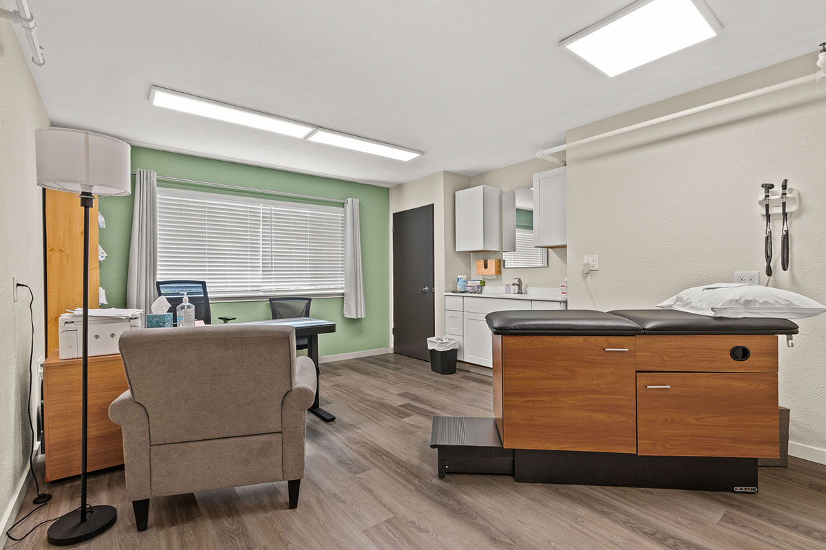 1-web-or-mls-800-washington-ave-n