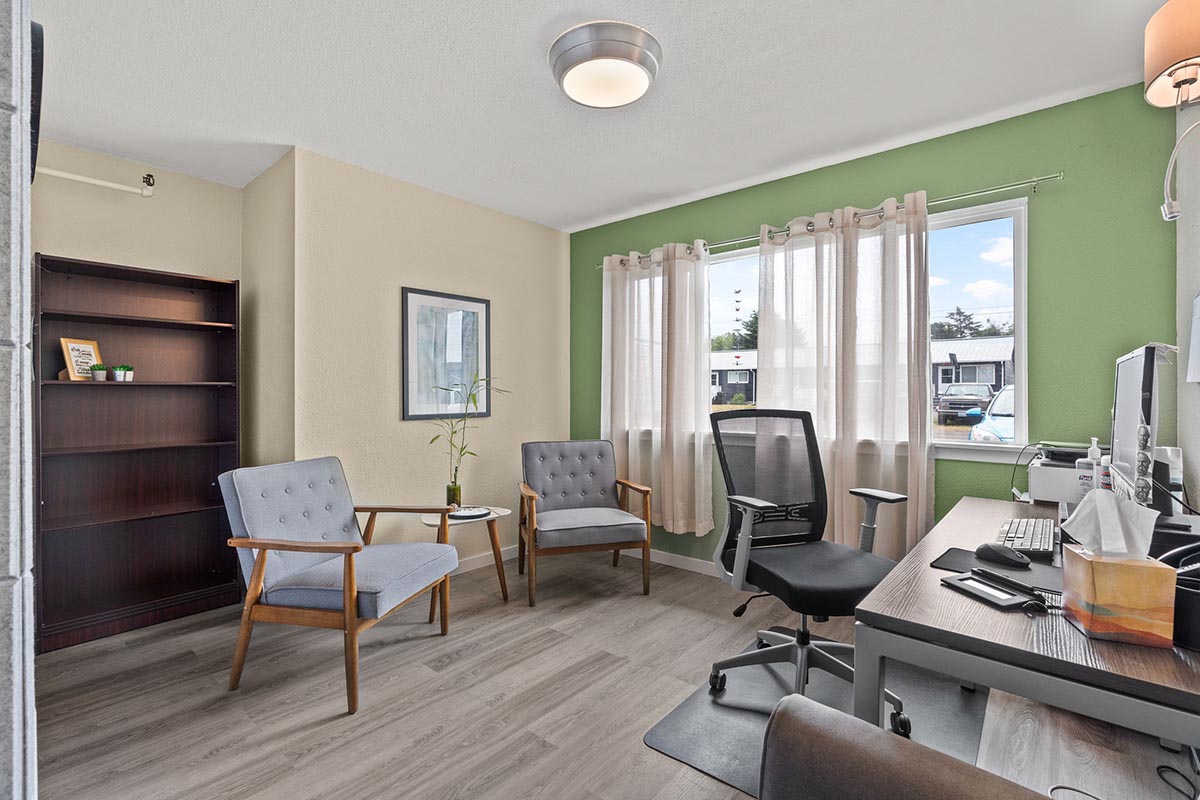 27-web-or-mls-800-washington-ave-n